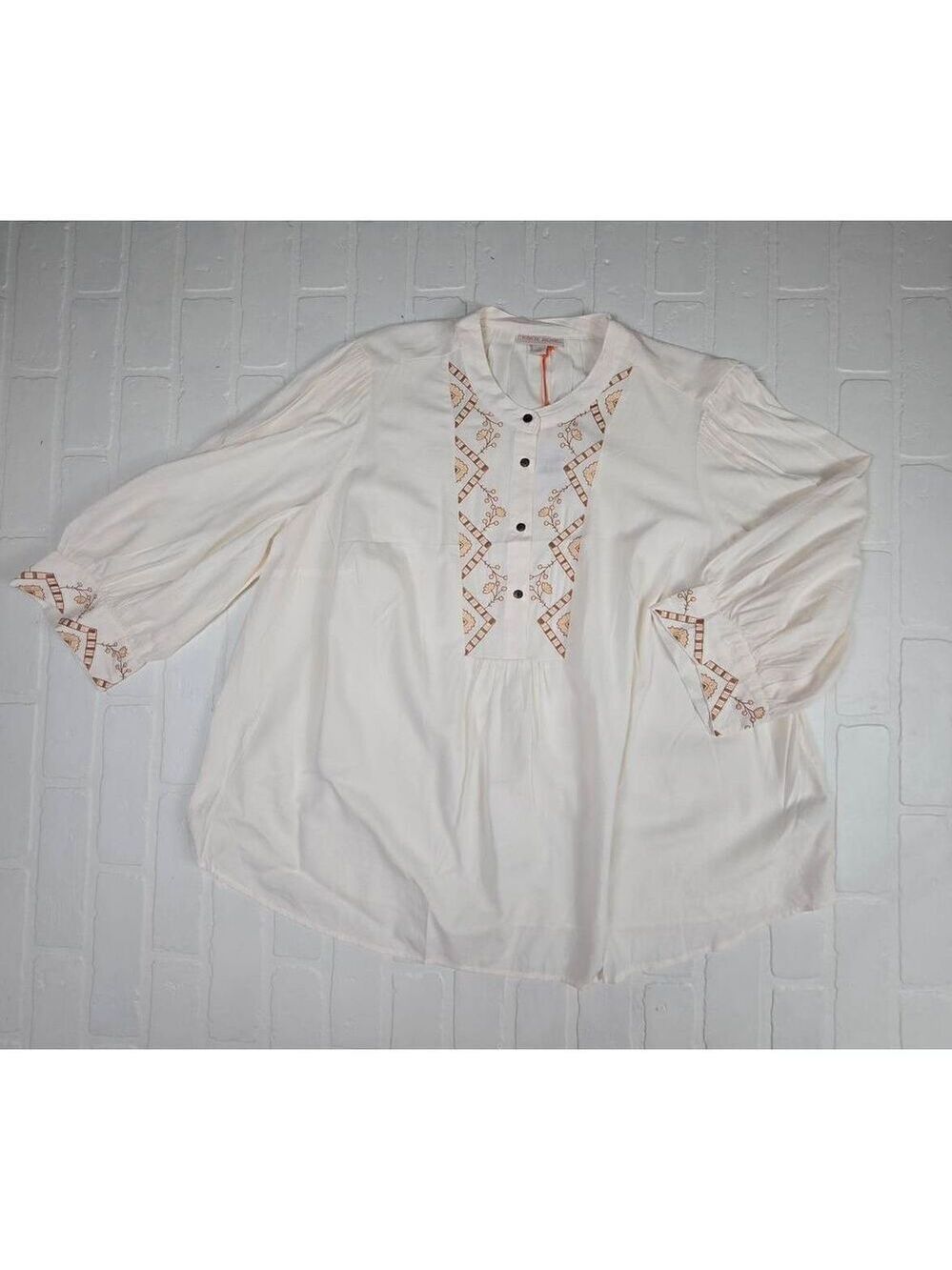 Knox Rose Ivory Ambrodered Blouse 3X